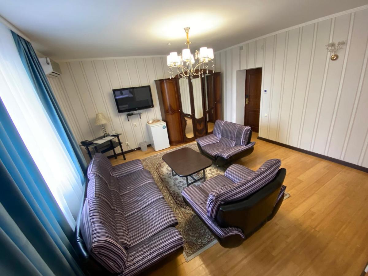 Hotel Astam Kostanay Exterior foto